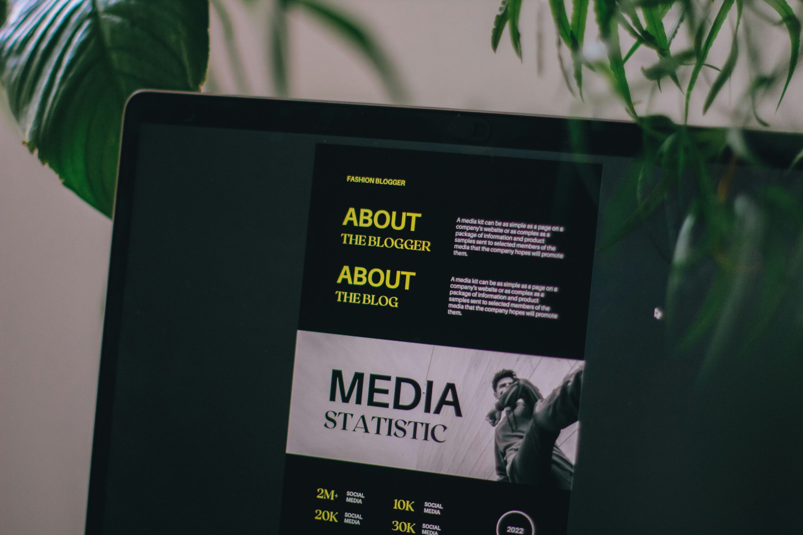 Hello World Featured Image