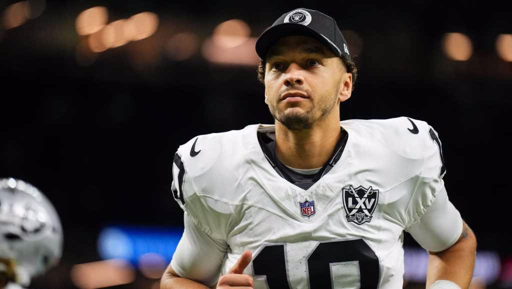 Former Bearcats QB signing with Bengals